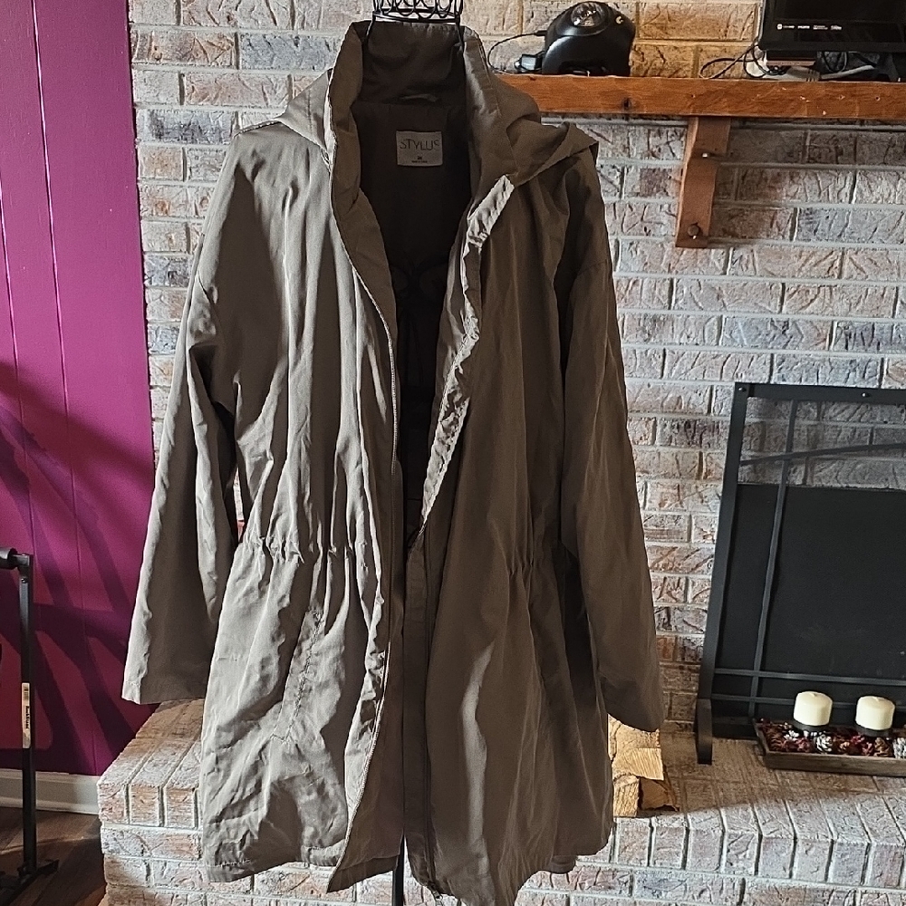 STYLUS Women's Utility Jacket in Olive
